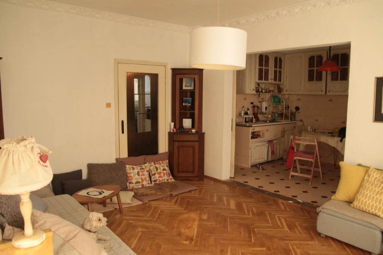 Elie'S Home Варна Екстериор снимка